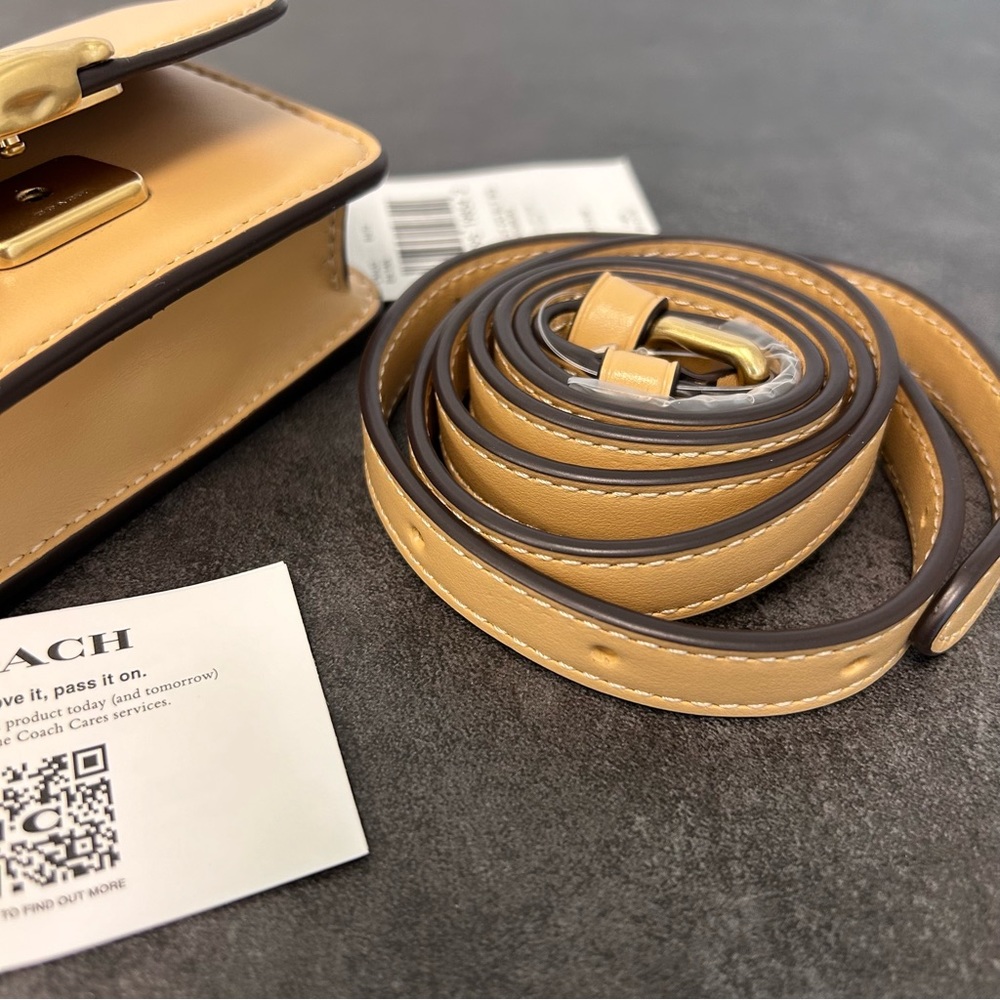Coach Tan Bandit Card Case Belt Bag NWT - Picture 5 of 7